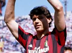 MARCO VAN BASTEN : LA LEGGENDA DEL CIGNO DI UTRECHT